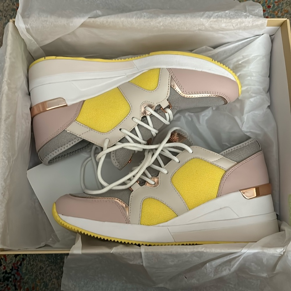 Michael Kors Sneakers